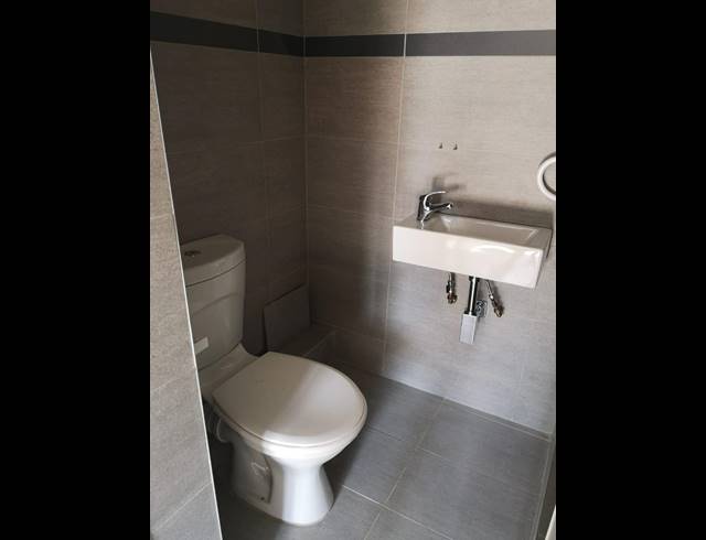 3 BEDROOM APARTMENT TO LET IN PRESTBURY